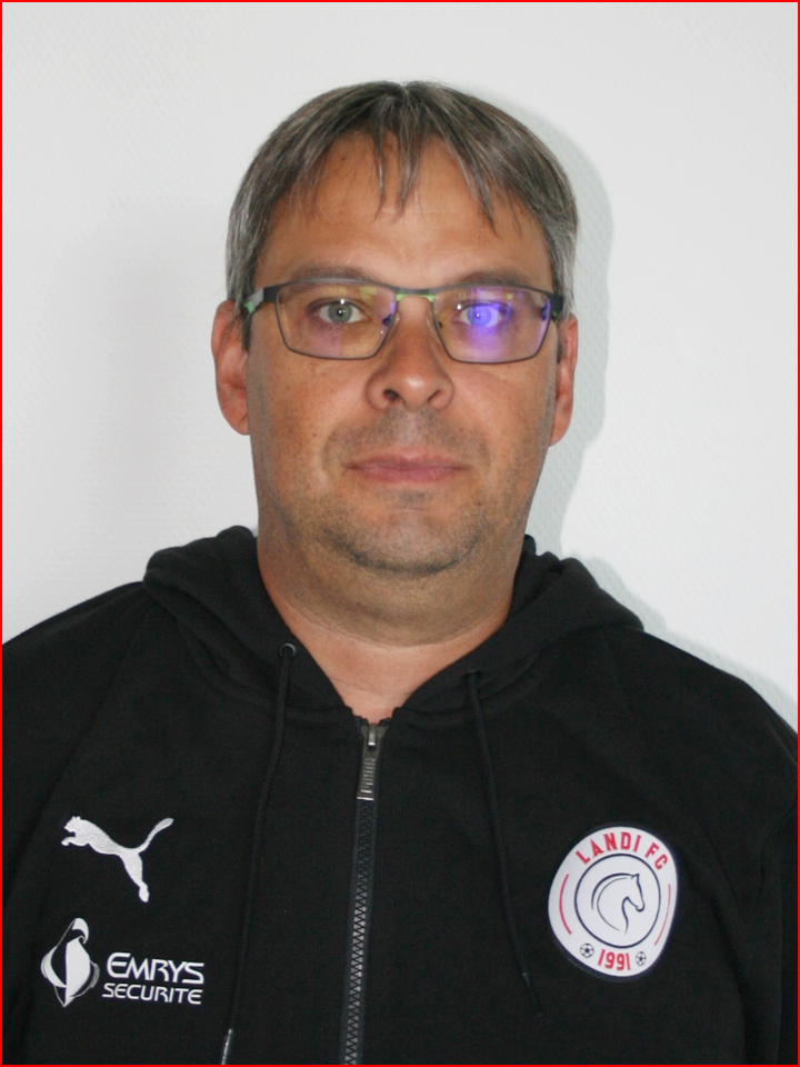 photo-staff