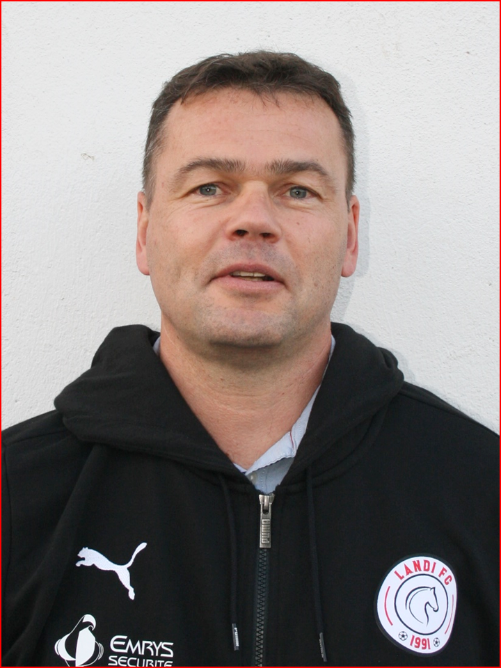 photo-staff