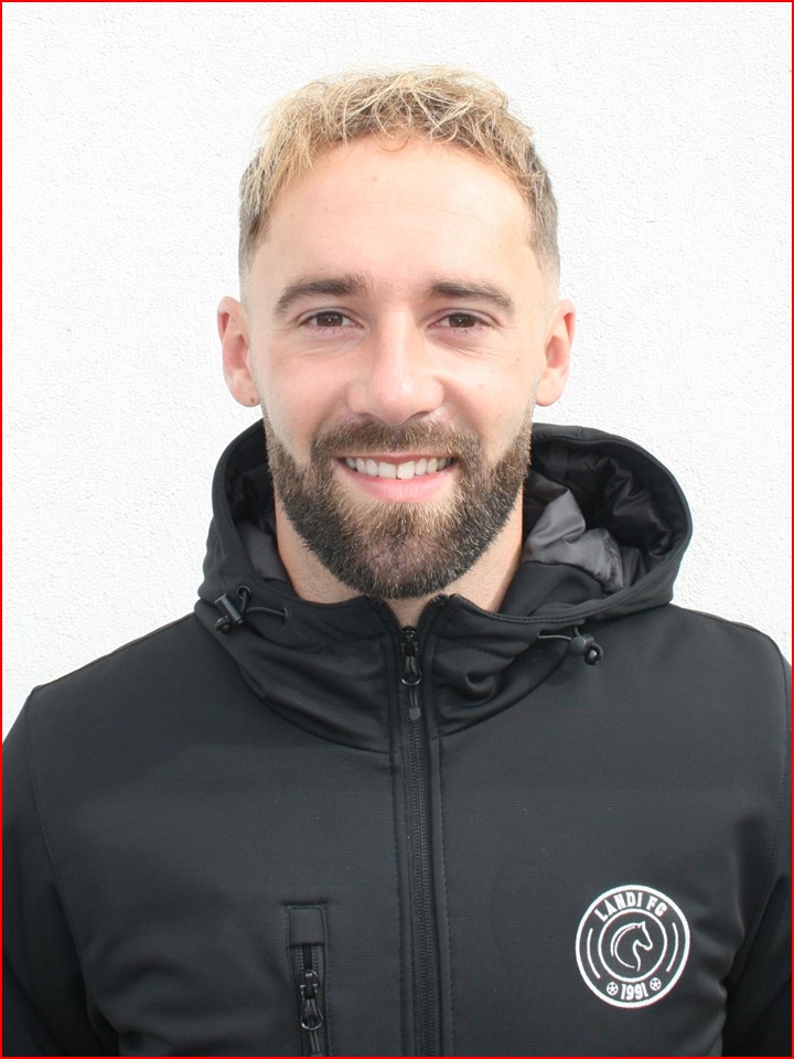 photo-staff