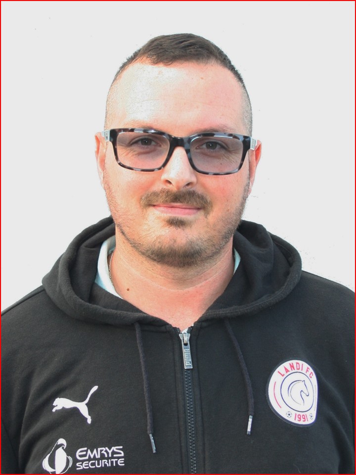 photo-staff